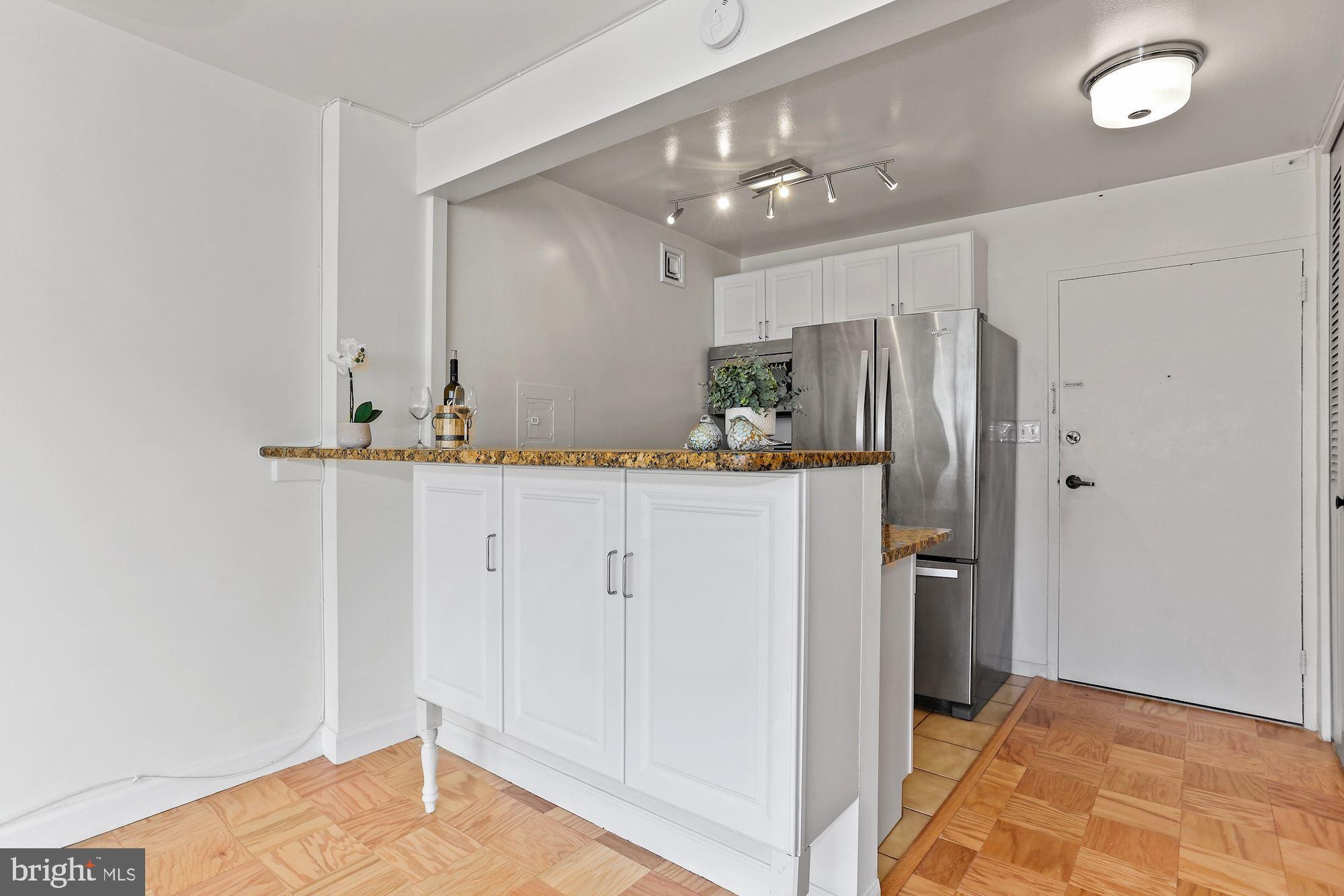 2030 F Street Northwest, Unit 910 Washington, DC 20006 - Photo 7 of 50