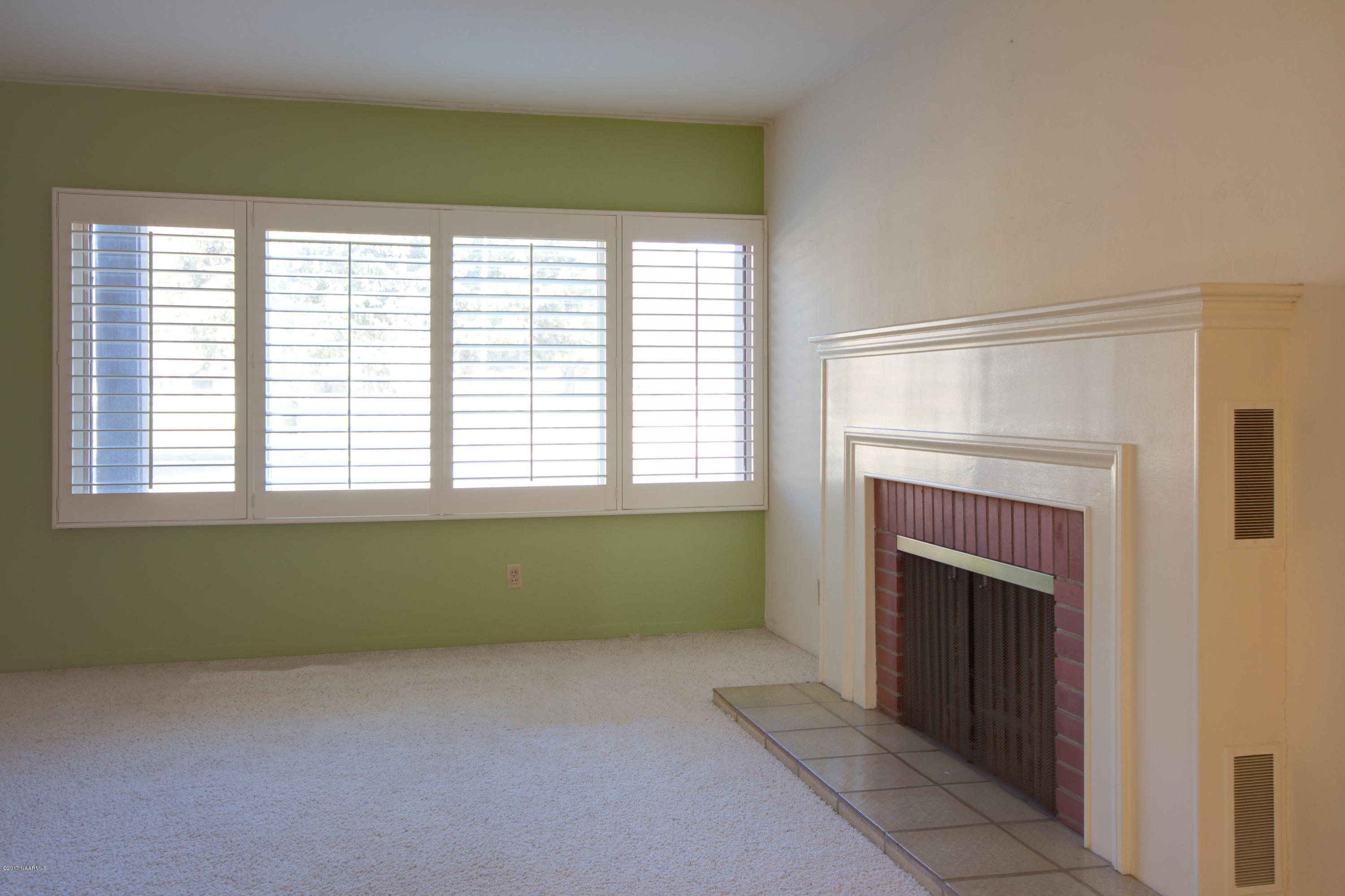 509 West Apache Road Flagstaff, AZ 86001 - Photo 4 of 30 IMG_2889_90_91mattix-Edit