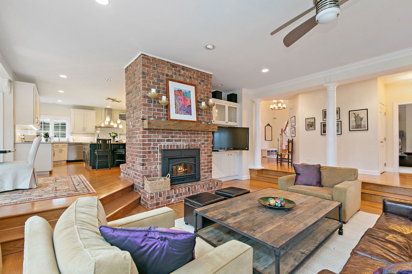 28360 Heritage Oak Road Chicago, IL 60641 - Photo 15 of 99