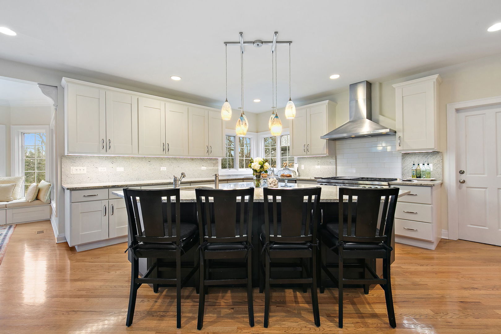 28360 Heritage Oak Road Chicago, IL 60641 - Photo 21 of 99