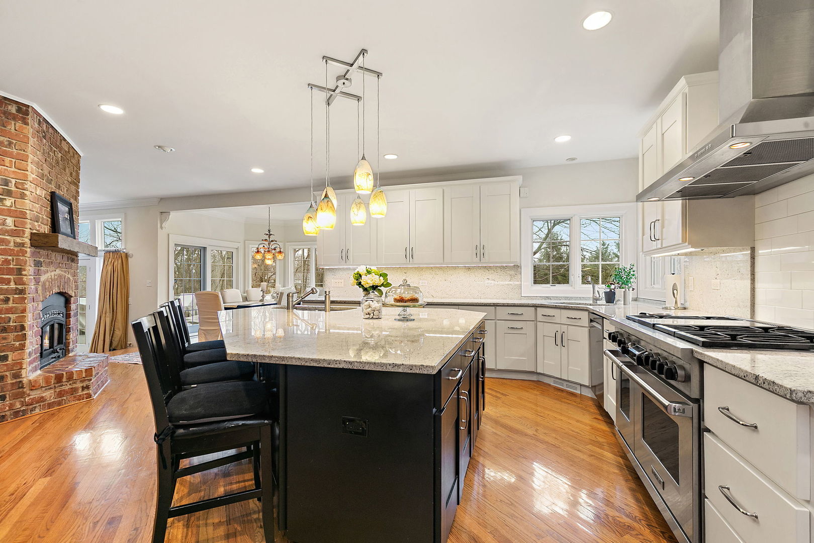 28360 Heritage Oak Road Chicago, IL 60641 - Photo 26 of 99