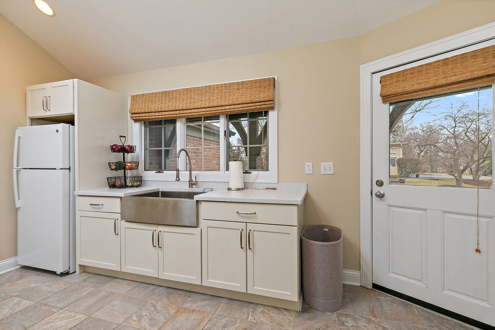 28360 Heritage Oak Road Chicago, IL 60641 - Photo 32 of 99