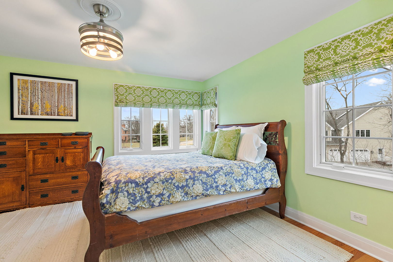 28360 Heritage Oak Road Chicago, IL 60641 - Photo 35 of 99