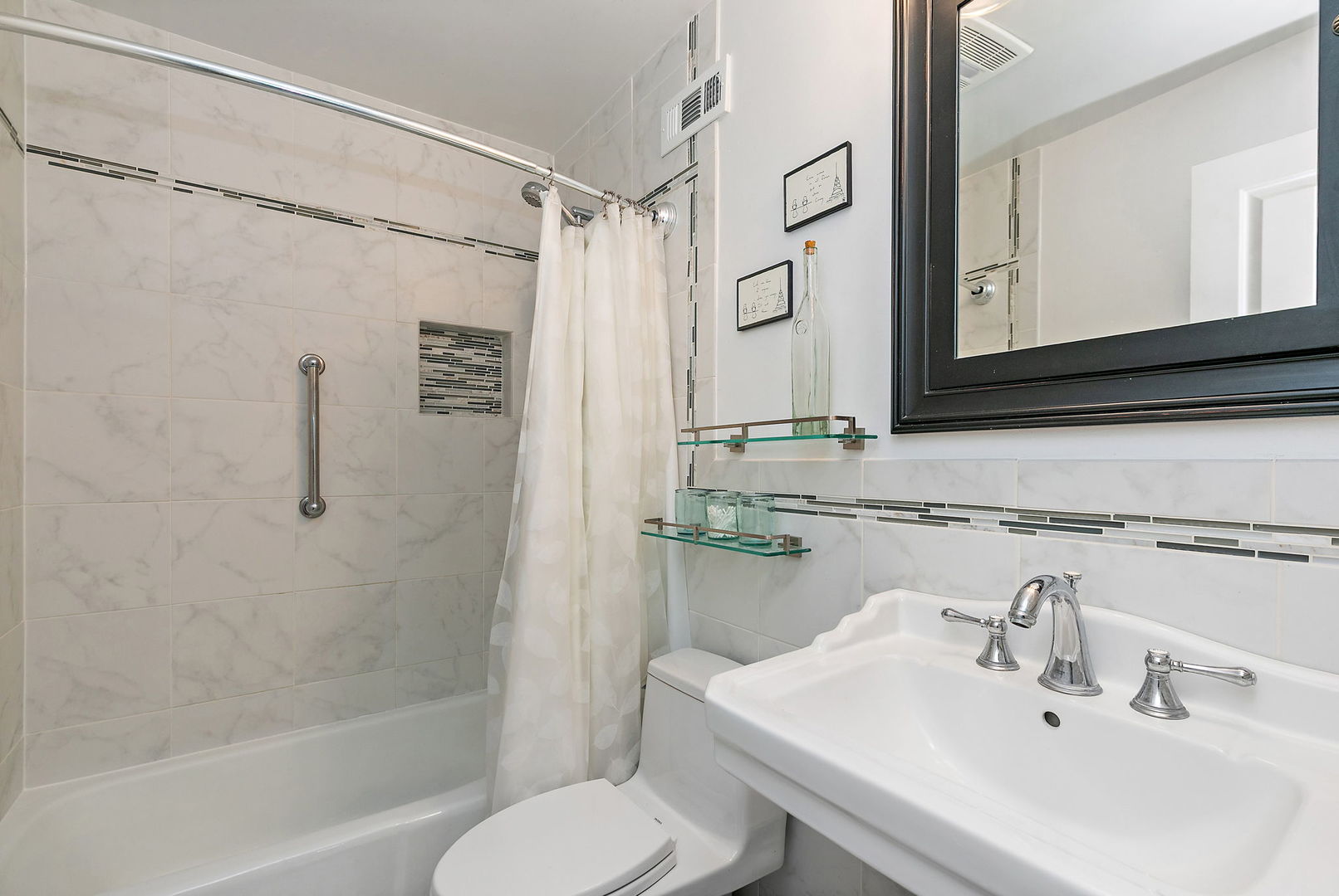 28360 Heritage Oak Road Chicago, IL 60641 - Photo 36 of 99