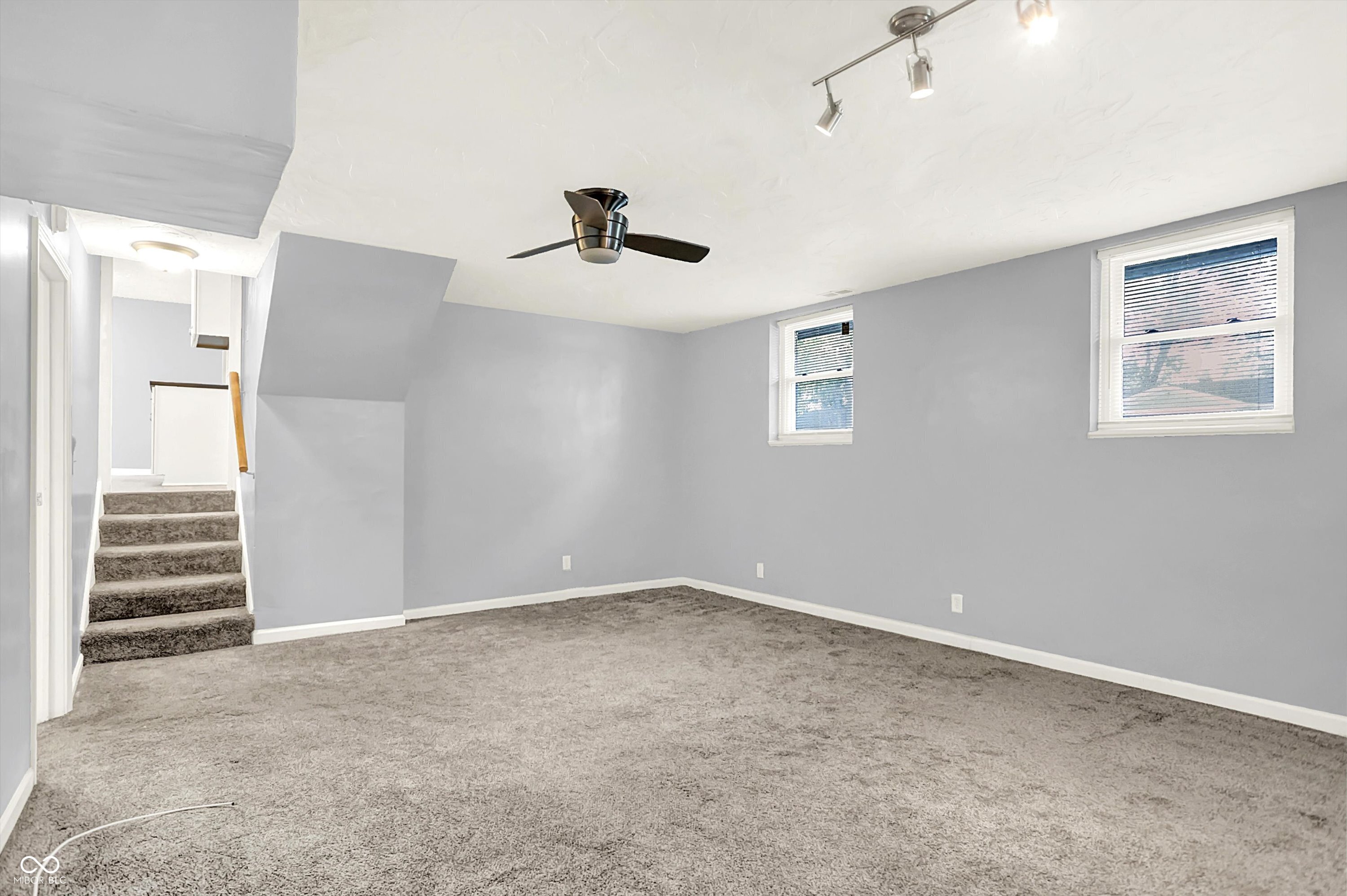 8104 Barry Road Indianapolis, IN 46219 - Photo 26 of 43 Gallery Image 26