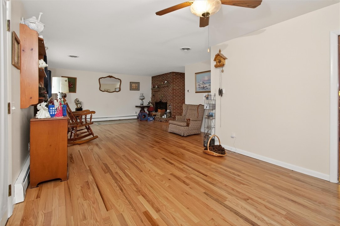 996 Johnson Road Palmyra, NY 14522 - Photo 14 of 41