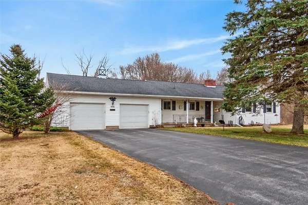 $249,900 | 996 Johnson Road, Palmyra, NY 14522