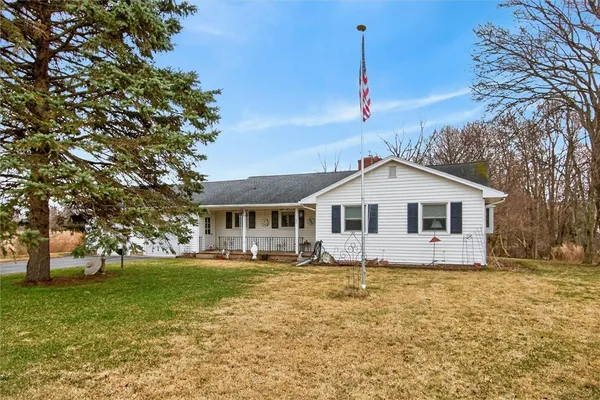 $249,900 | 996 Johnson Road, Palmyra, NY 14522
