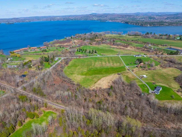 $134,400 | 3003 Lake Road, Newport Town, VT 05857
