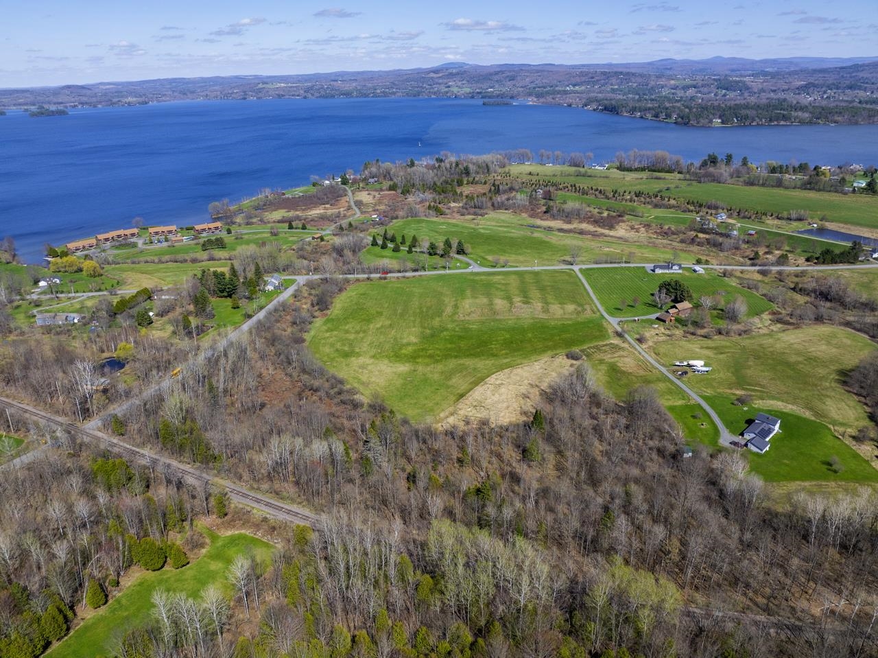 3003 Lake Road Newport Town, VT 05857 - Photo 11 of 34