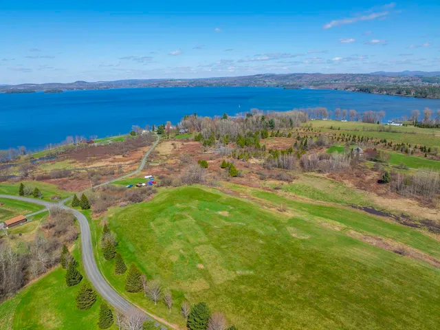 $134,400 | 3003 Lake Road, Newport Town, VT 05857