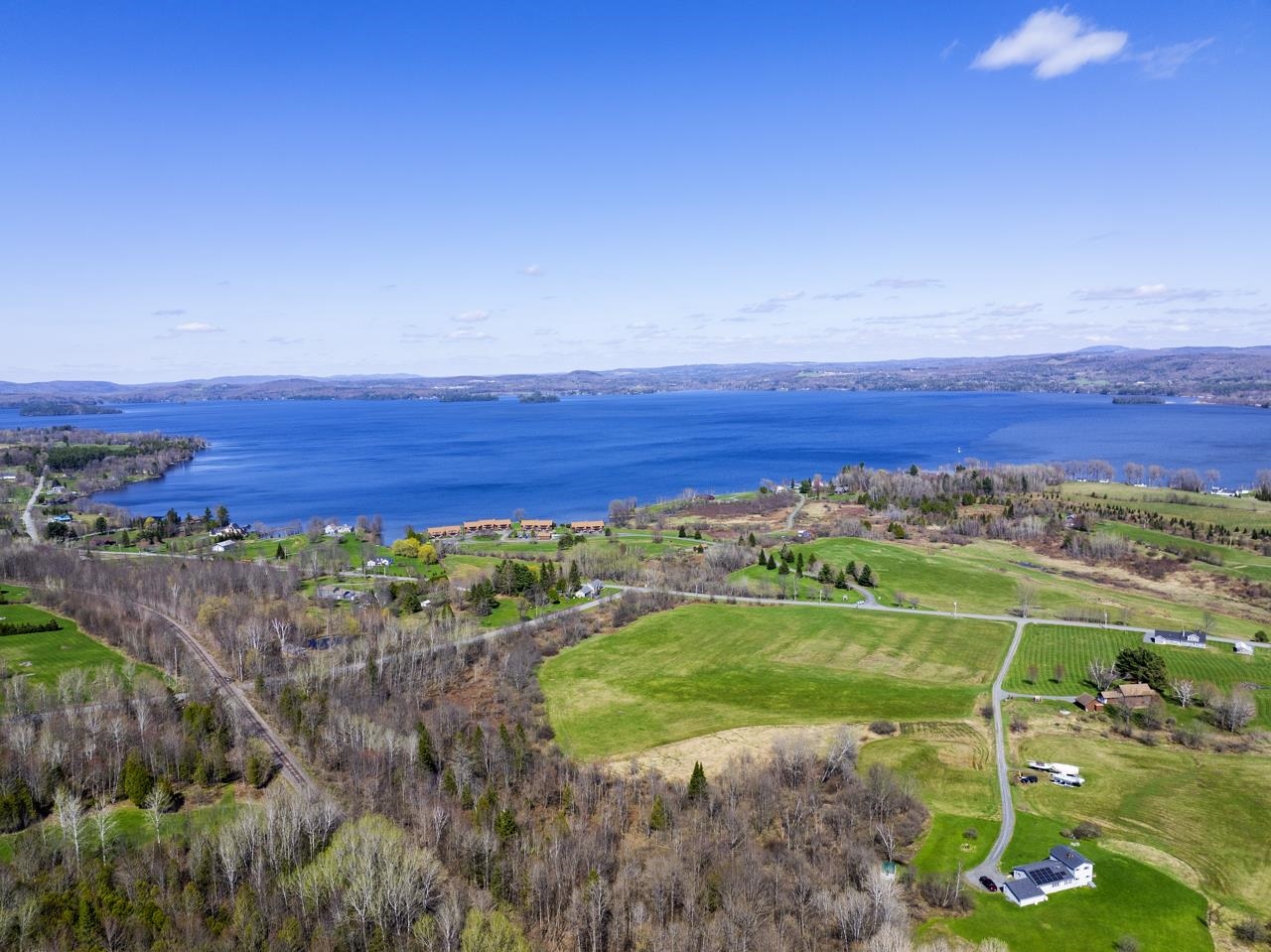 3003 Lake Road Newport Town, VT 05857 - Photo 3 of 34