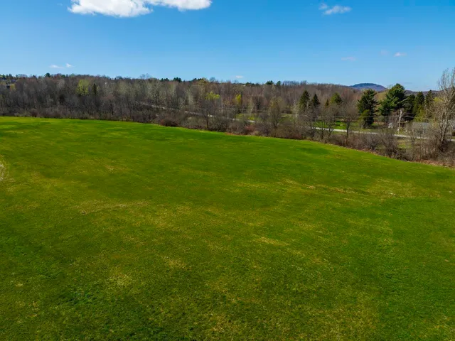 $134,400 | 3003 Lake Road, Newport Town, VT 05857
