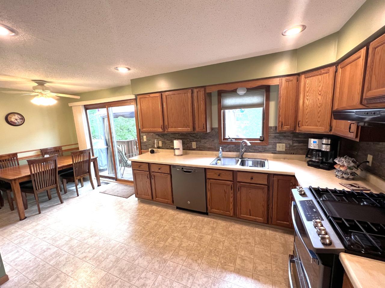 3689 Lake Thompson Road Rhinelander, WI 54501 - Photo 11 of 53 Gallery Image 11