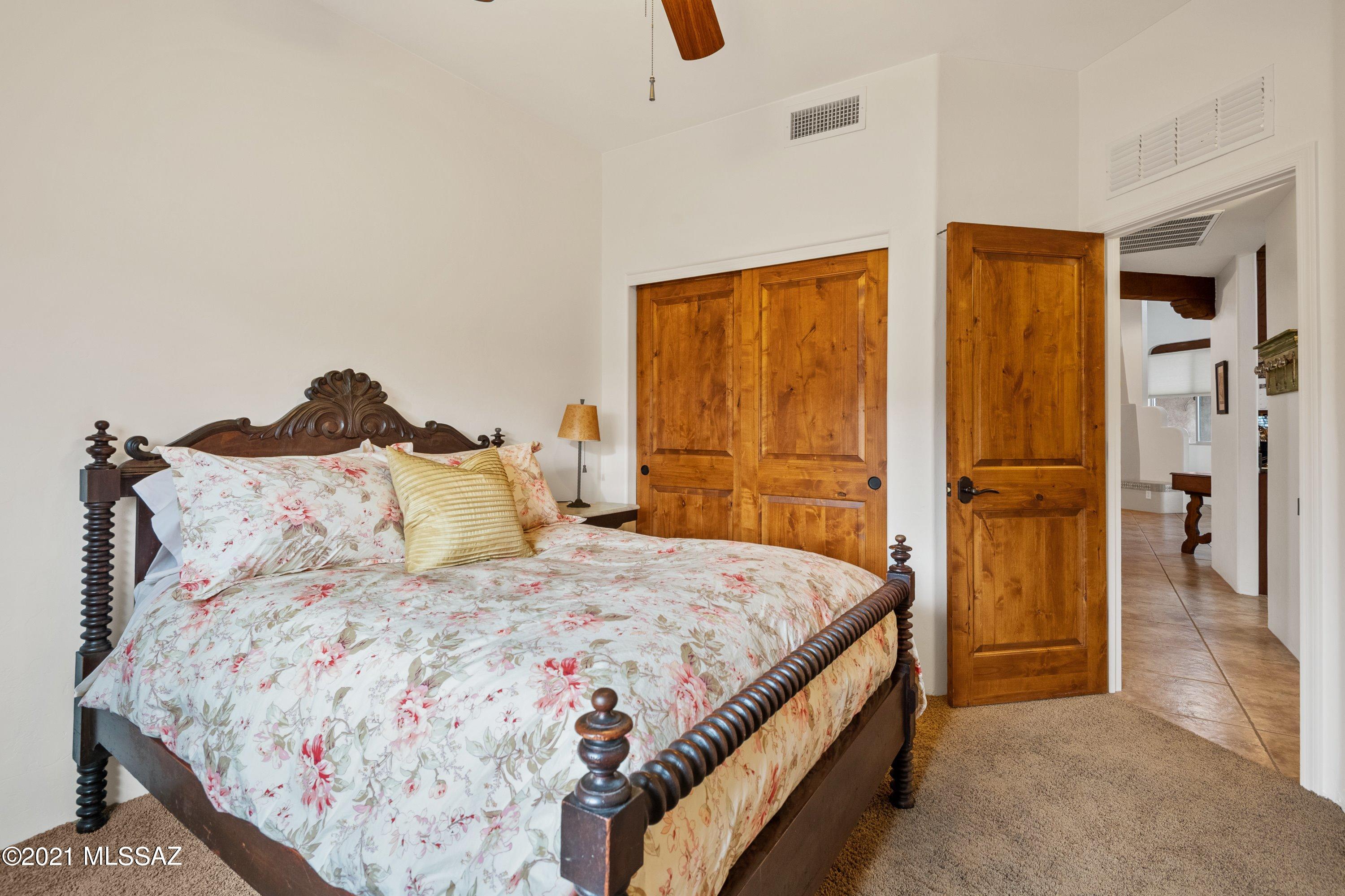 2425 West Oasis Road Oro Valley, AZ 85742 - Photo 23 of 36