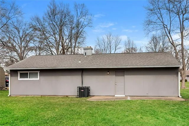 $1,355 | 7105 East 111th Terrace, Kansas City, MO 64134