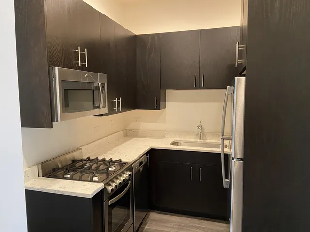 $3,600 | 1760 North Clark Street, Unit 3N, Chicago, IL 60614