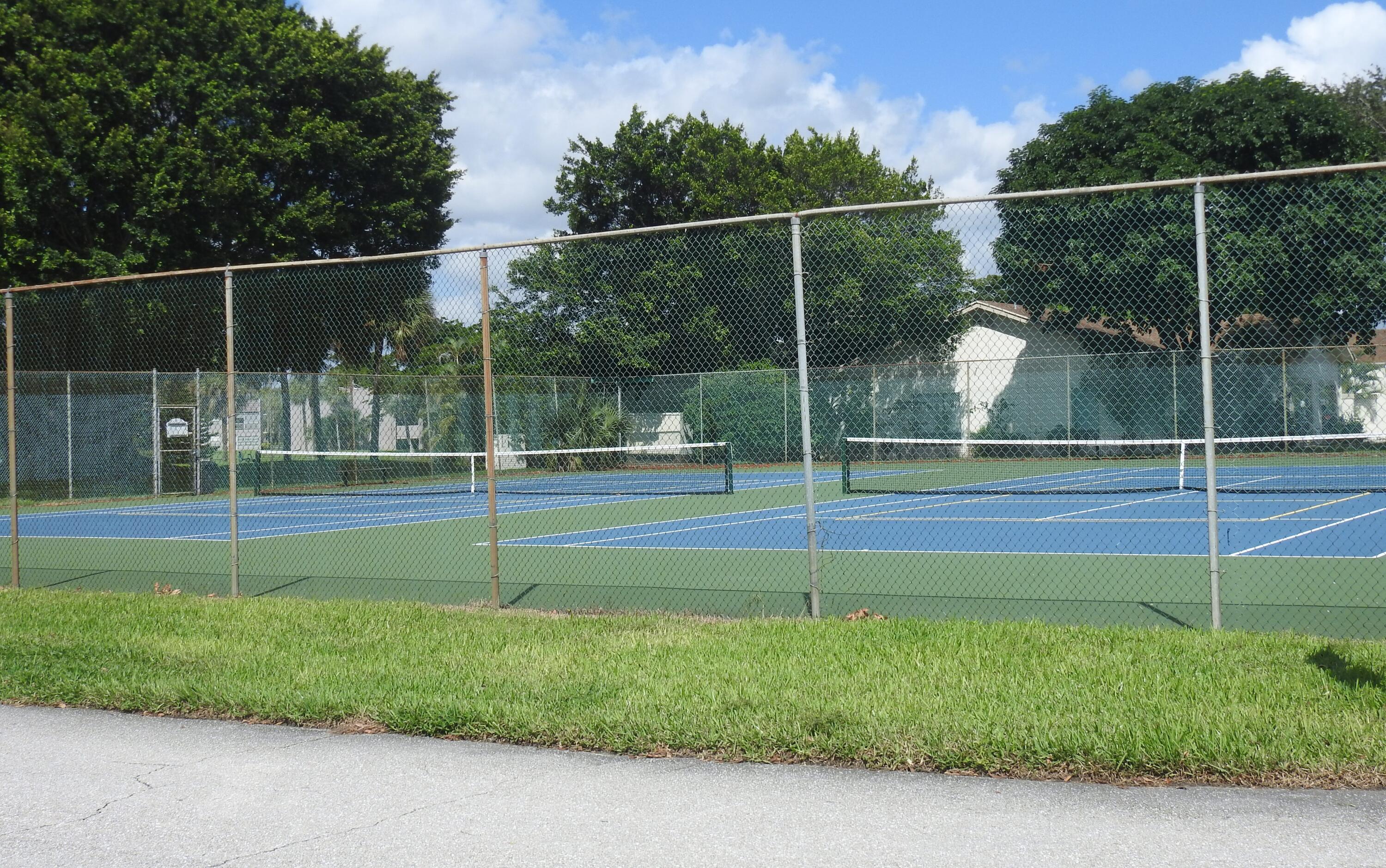 2600 Fiore Way, Unit 210 Delray Beach, FL 33445 - Photo 34 of 38 7-Tennis & Pickle Ball Courts - Hard sur