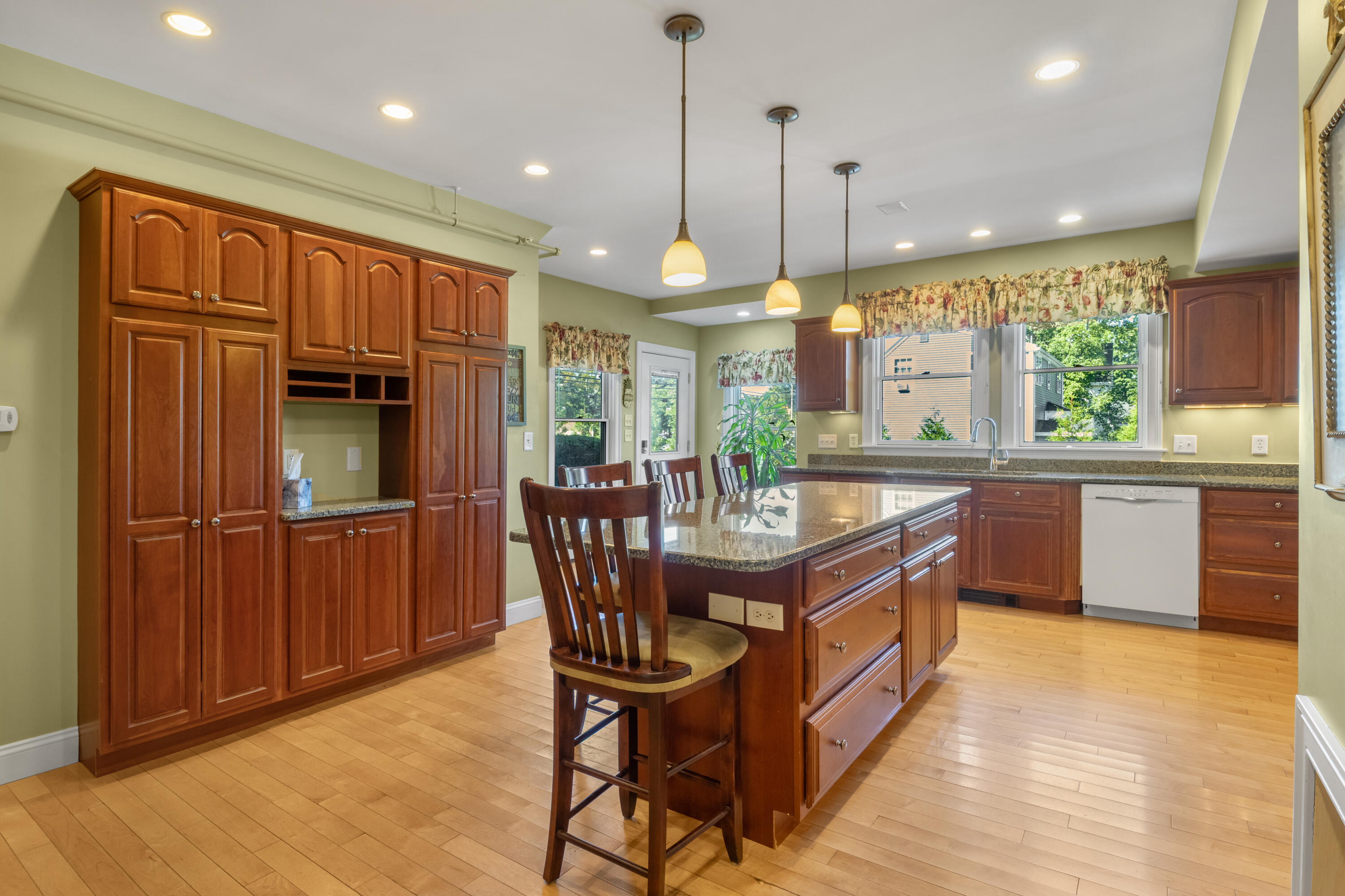 164 Main Street Gorham, ME 04038 - Photo 16 of 83 Main Kitchen