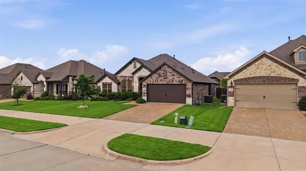 $399,000 | 2824 Bobcat Drive, Melissa, TX 75454
