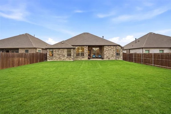 $399,000 | 2824 Bobcat Drive, Melissa, TX 75454