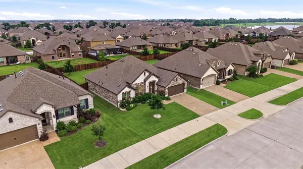 $399,000 | 2824 Bobcat Drive, Melissa, TX 75454