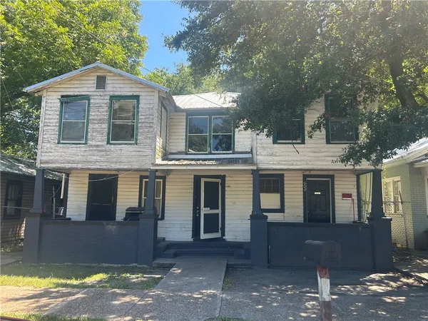 $89,900 | 1722-1722.5 Albany Street, Brunswick, GA 31520