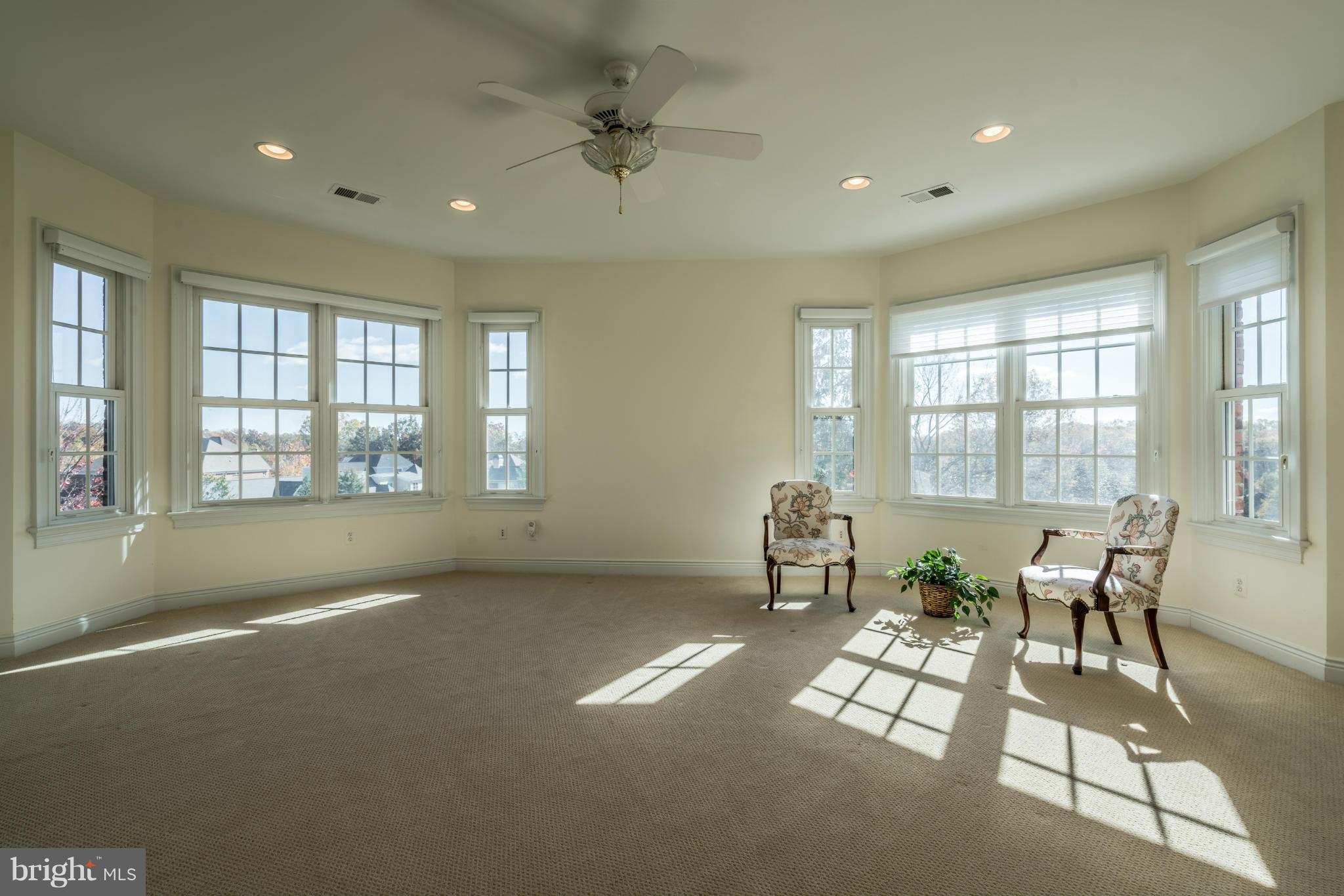 8286 Roxborough Loop Gainesville, VA 20155 - Photo 22 of 30 Bedroom