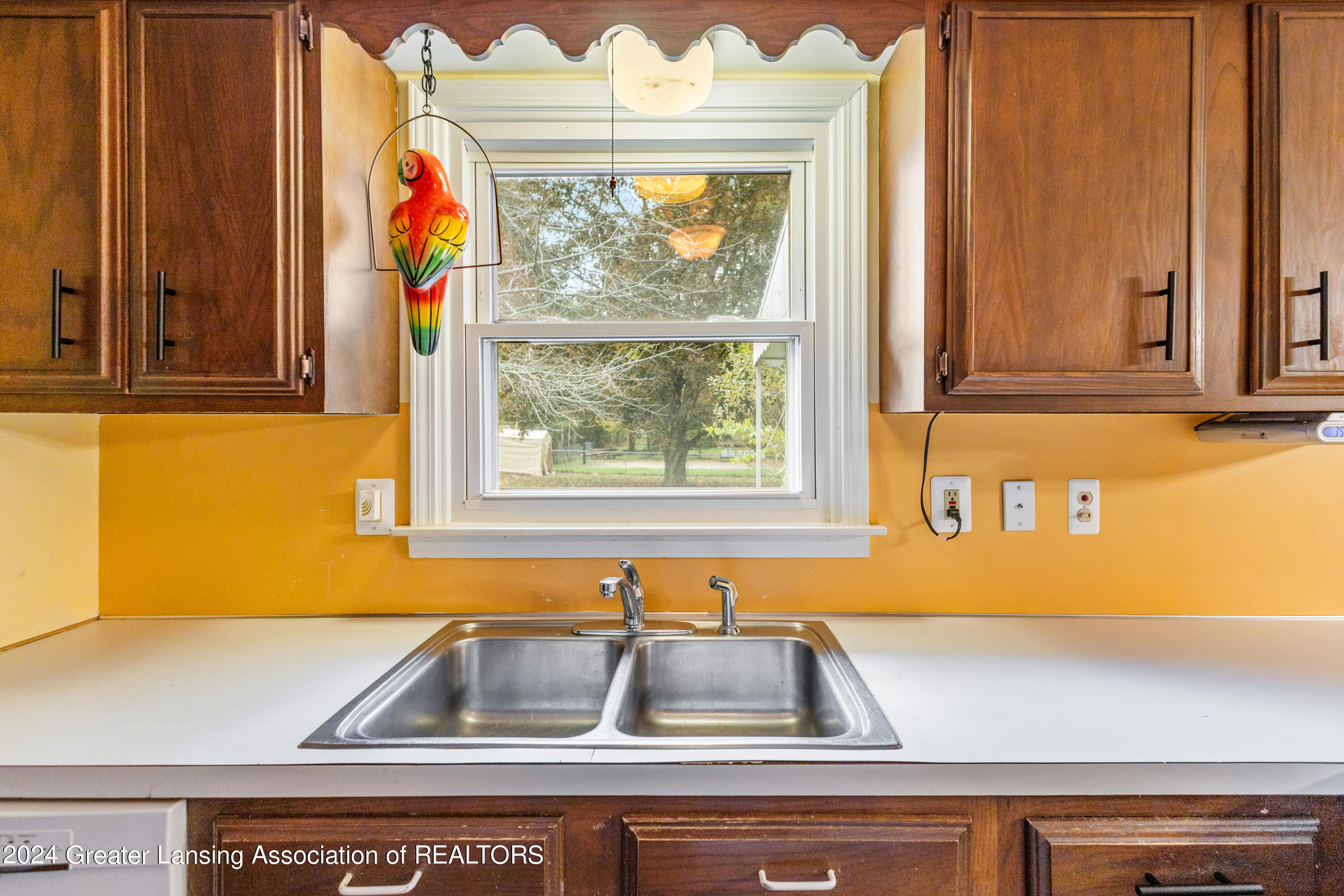 1015 Bretton Road Lansing, MI 48917 - Photo 10 of 40 BRETTON-8