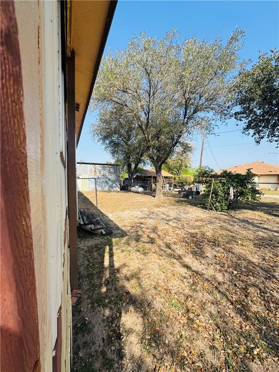 8007 Tex Mex Road Edinburg, TX 78542 - Photo 20 of 24 a view of side of snow with yard