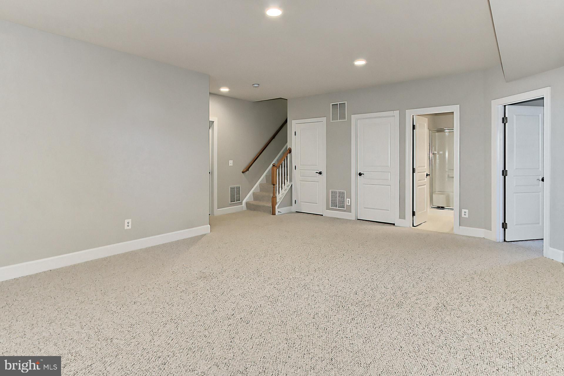 23106 Bronstein Lane Brambleton, VA 20148 - Photo 32 of 58 Access to Full Bath #4 and Bed #5 or Den