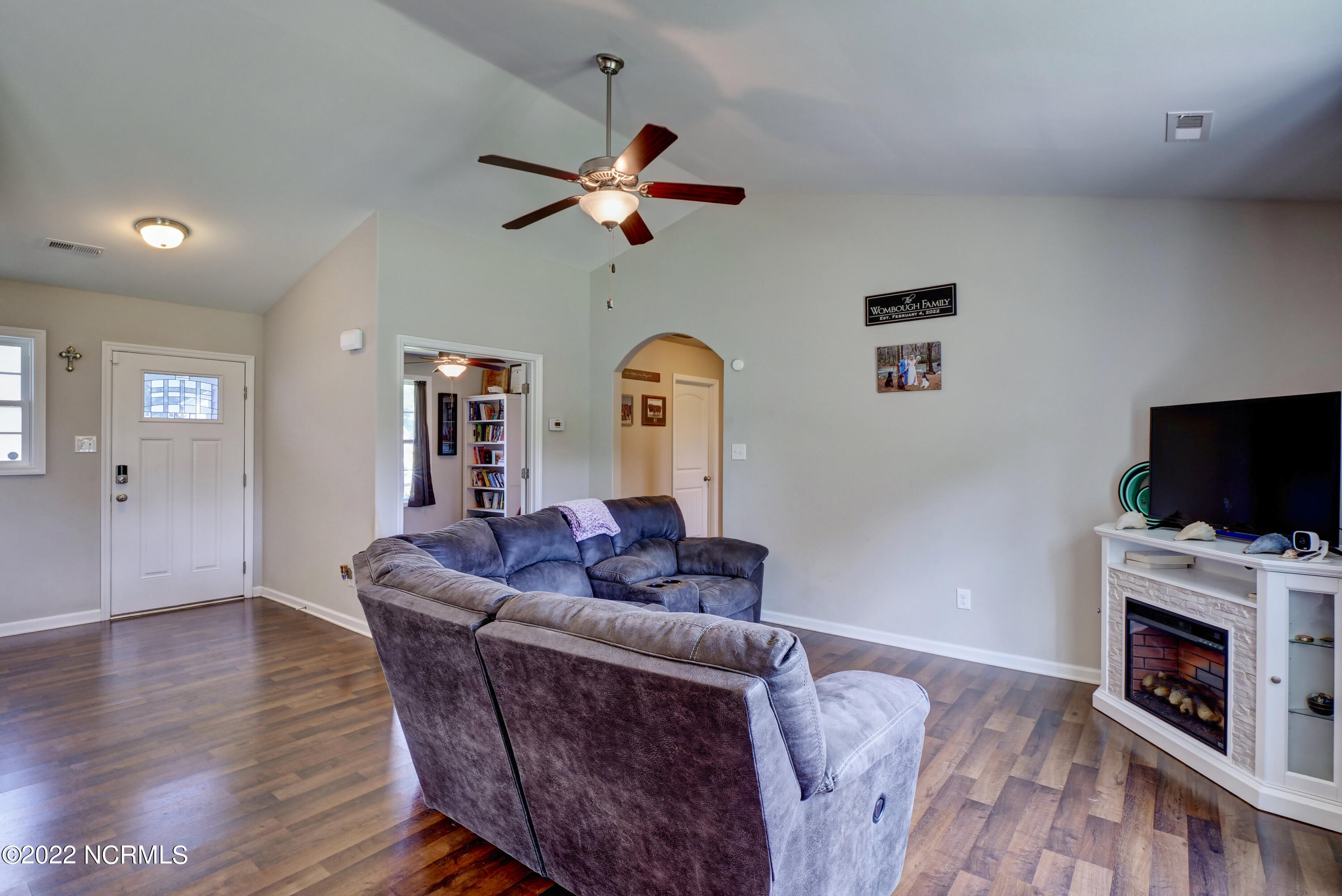 307 South Windy Ridge Road Hubert, NC 28539 - Photo 9 of 31 009_p8766341_2_3_4_5_6_7