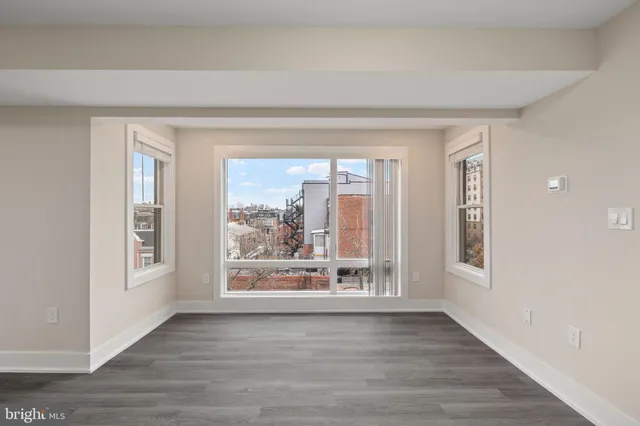 $2,800 | 3517 14th Street Northwest, Unit 302, Washington, DC 20010