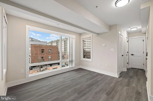 $2,800 | 3517 14th Street Northwest, Unit 302, Washington, DC 20010