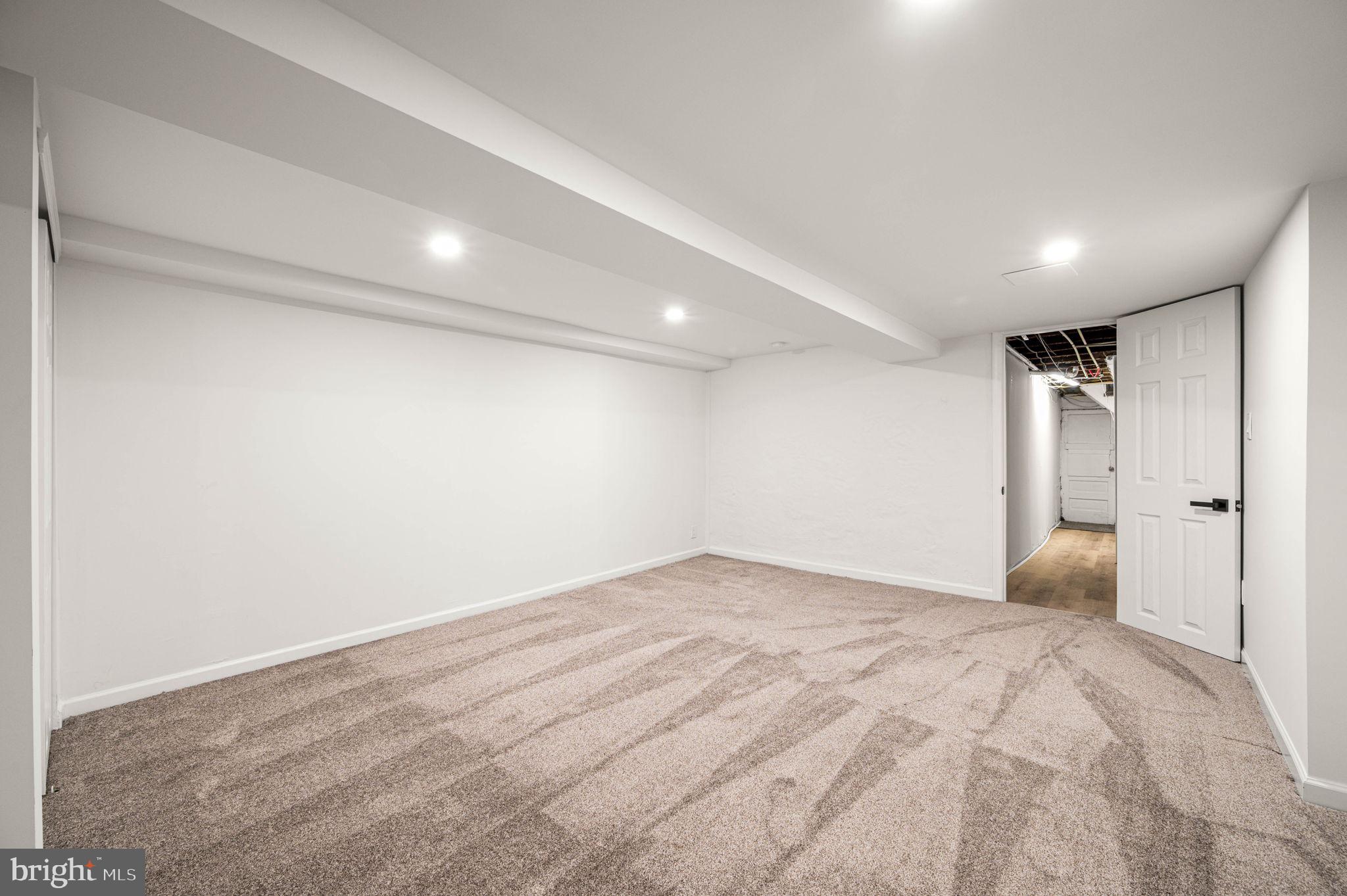 1803 Beverly Road Philadelphia, PA 19138 - Photo 17 of 18