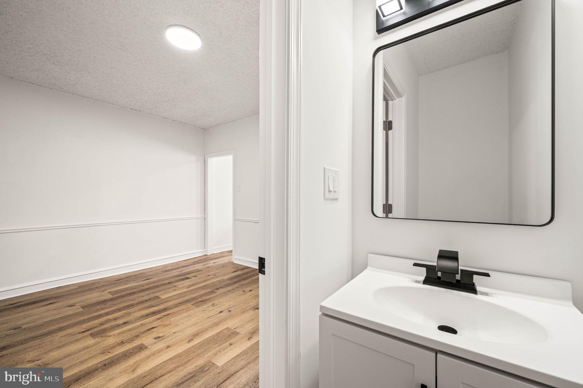 1803 Beverly Road Philadelphia, PA 19138 - Photo 4 of 18