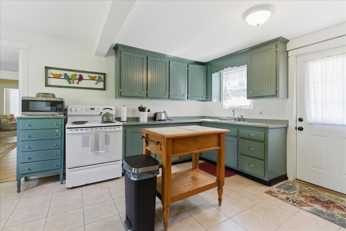 20 Cedar Street Augusta, ME 04330 - Photo 15 of 67 15-DSC03583