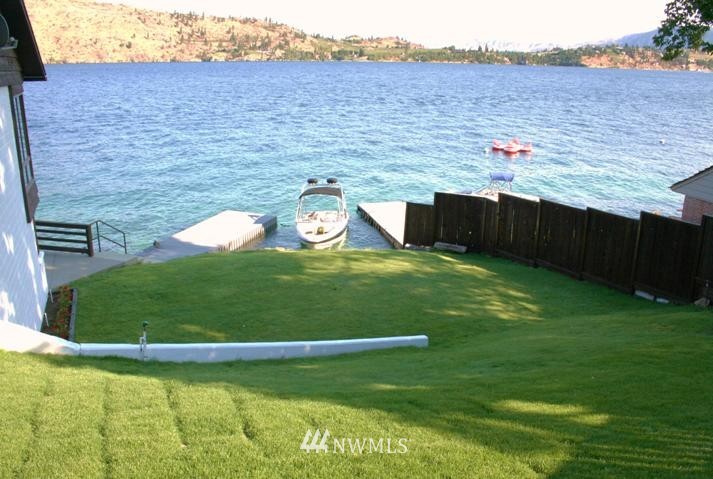 15020 South Lakeshore Road Chelan, WA 98816 - Photo 7 of 11 Gallery Image 7