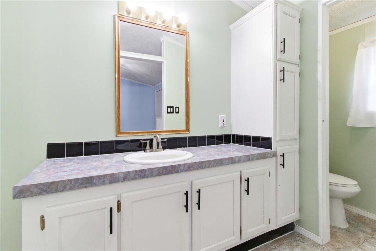 109 Deer Path Baraboo, WI 53913 - Photo 11 of 45