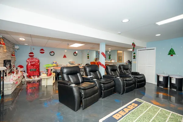 $249,900 | 22816 Ridgeway Avenue, Richton Park, IL 60471