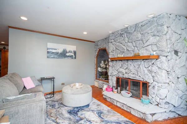 $249,900 | 22816 Ridgeway Avenue, Richton Park, IL 60471