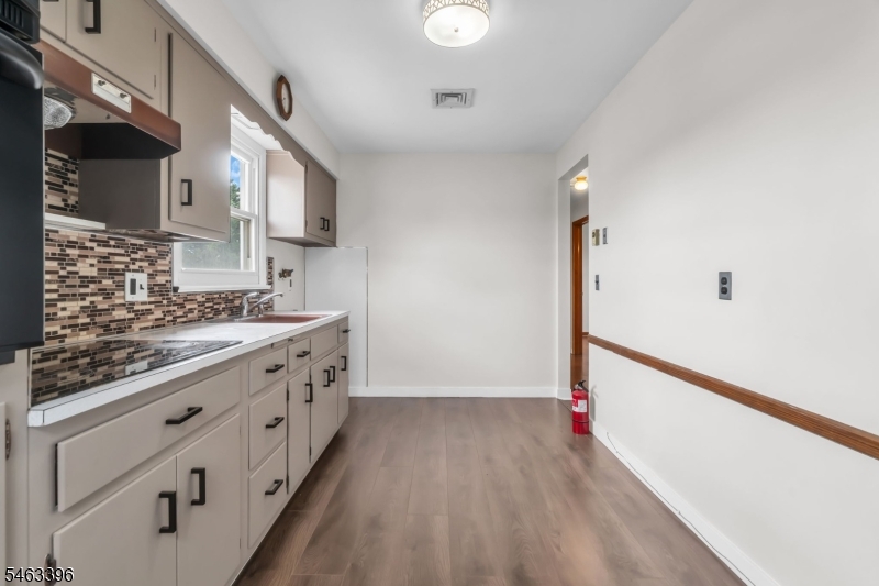 115 Van Riper Avenue, Unit 2 Clifton, NJ 07011 - Photo 6 of 20 Gallery Image 6