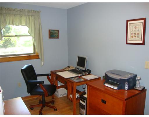 456 East Pond Road Nobleboro, ME 04555 - Photo 6 of 13 Executive Office/Suite.