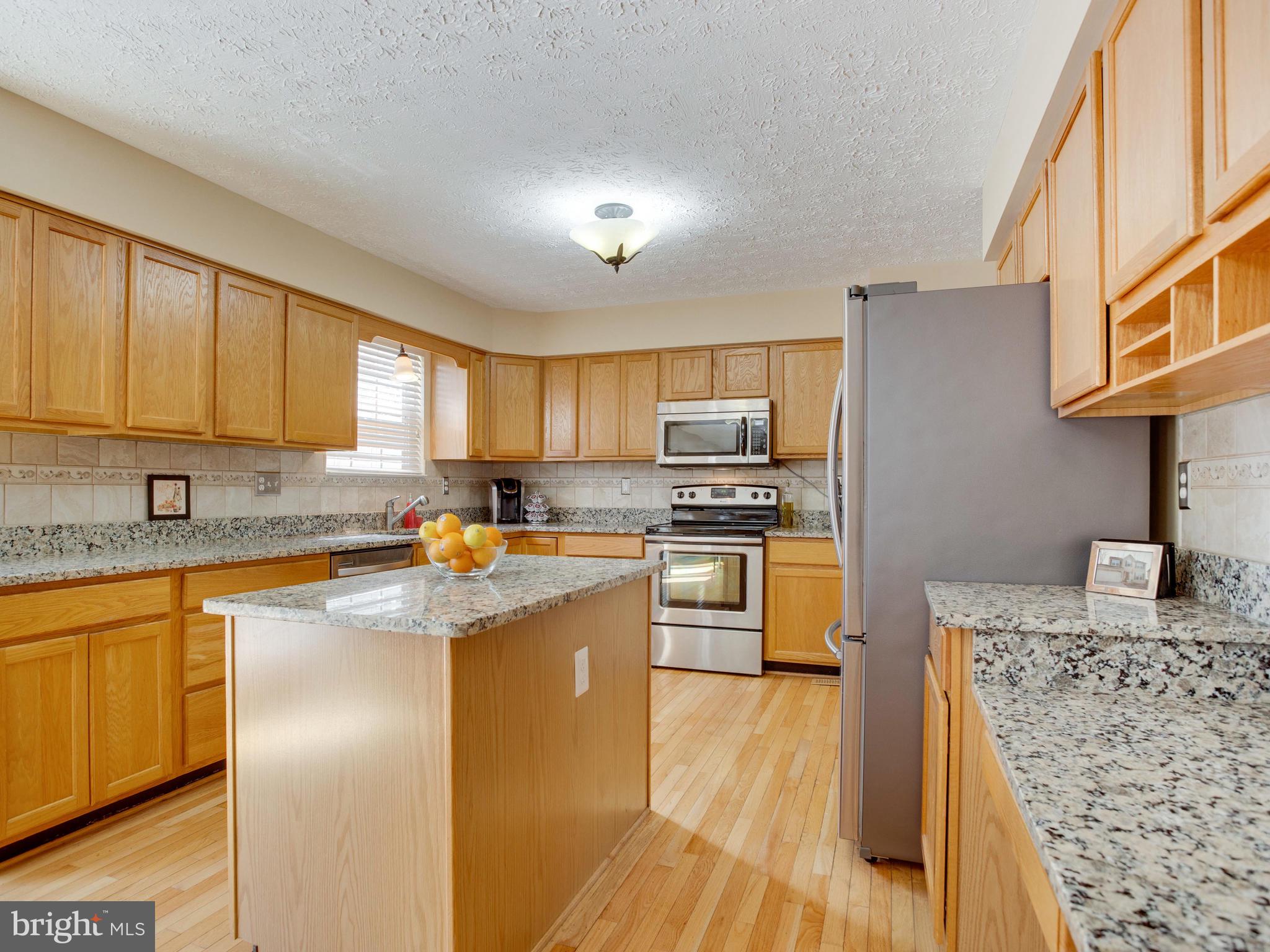 2325 Golden Chapel Road Odenton, MD 21113 - Photo 15 of 51 Loads of Cabinets