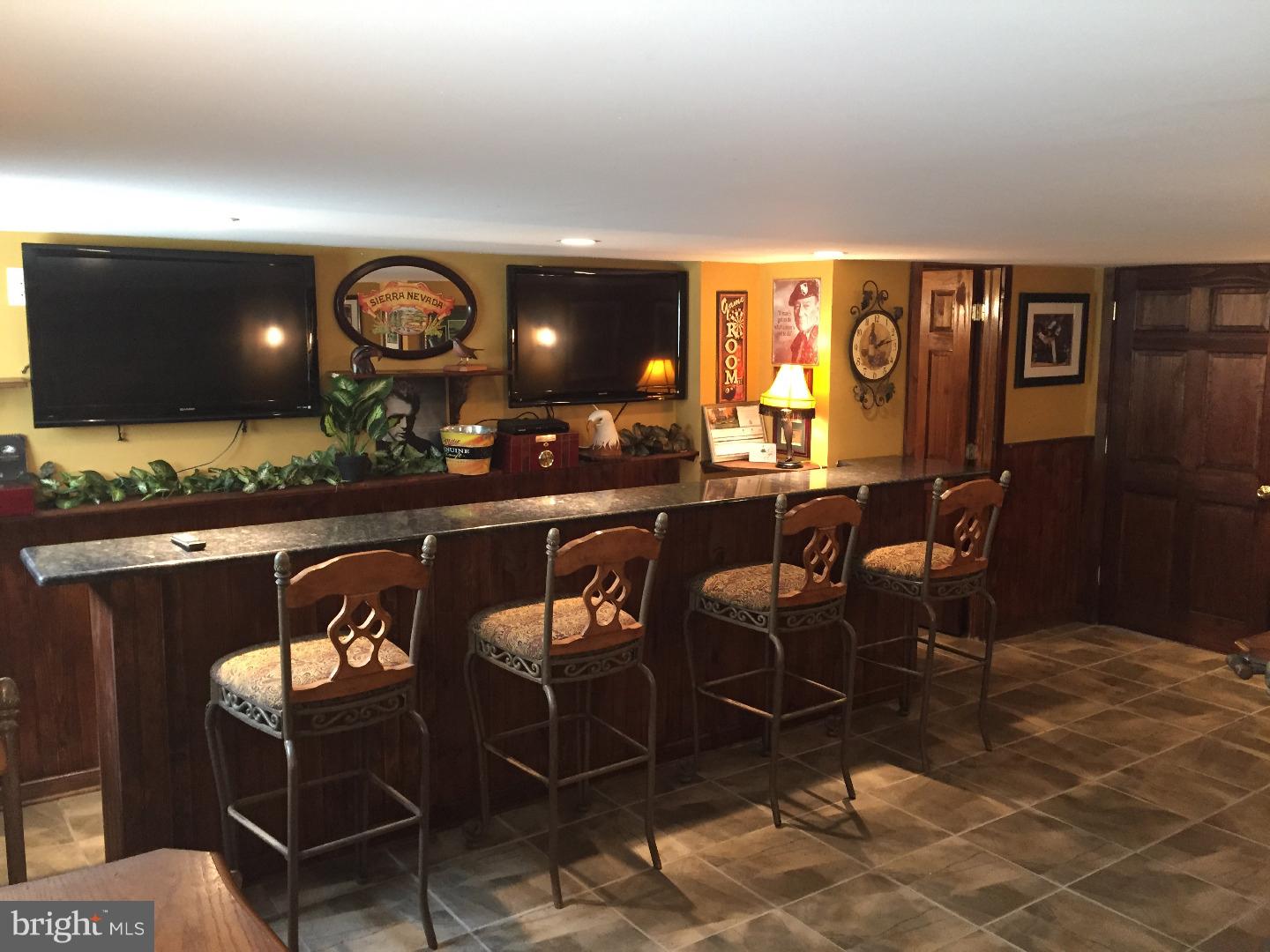329 Gibbons Road Springfield, PA 19064 - Photo 11 of 21