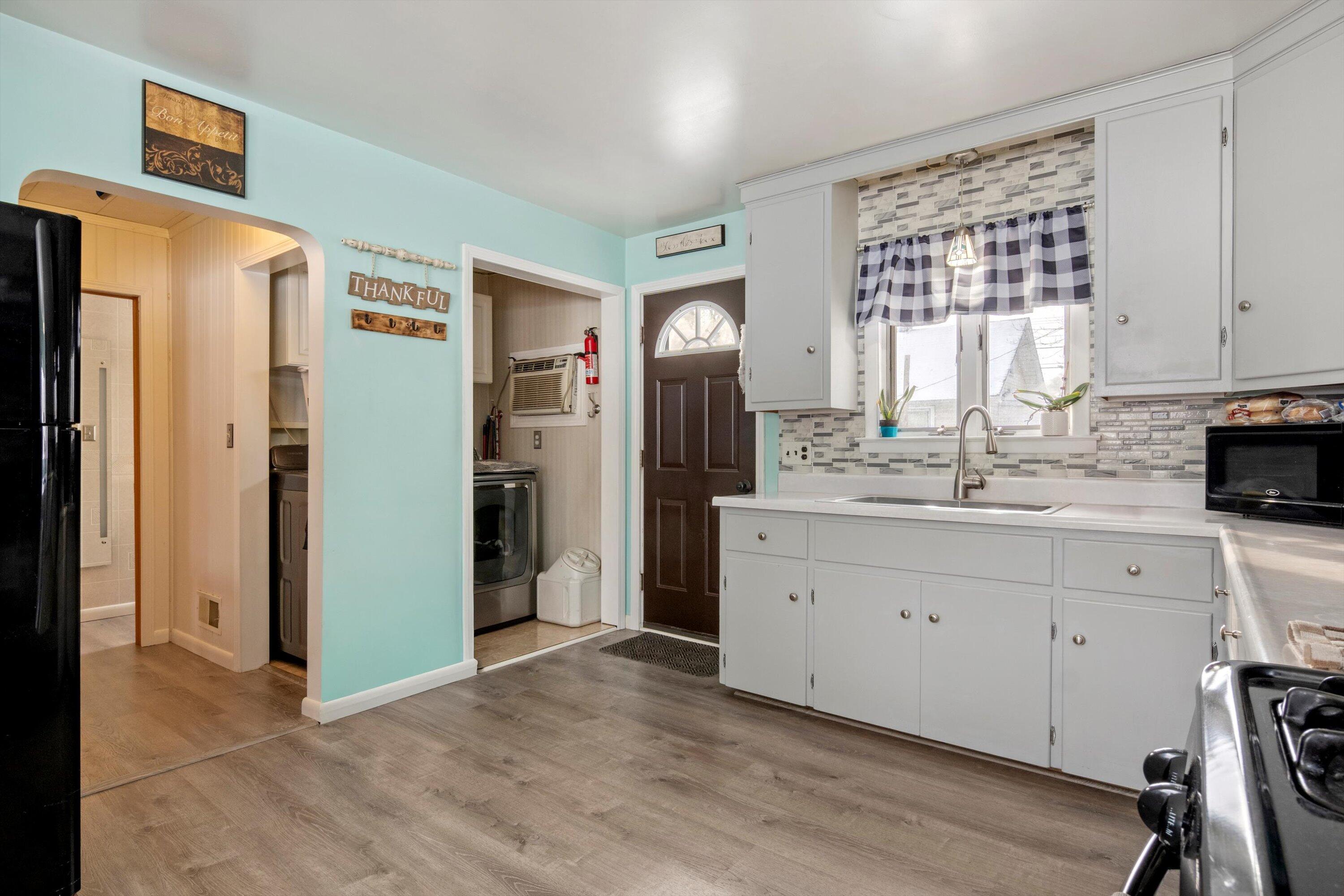 36915 Sibley Road New Boston, MI 48164 - Photo 13 of 47 22-DSC05138