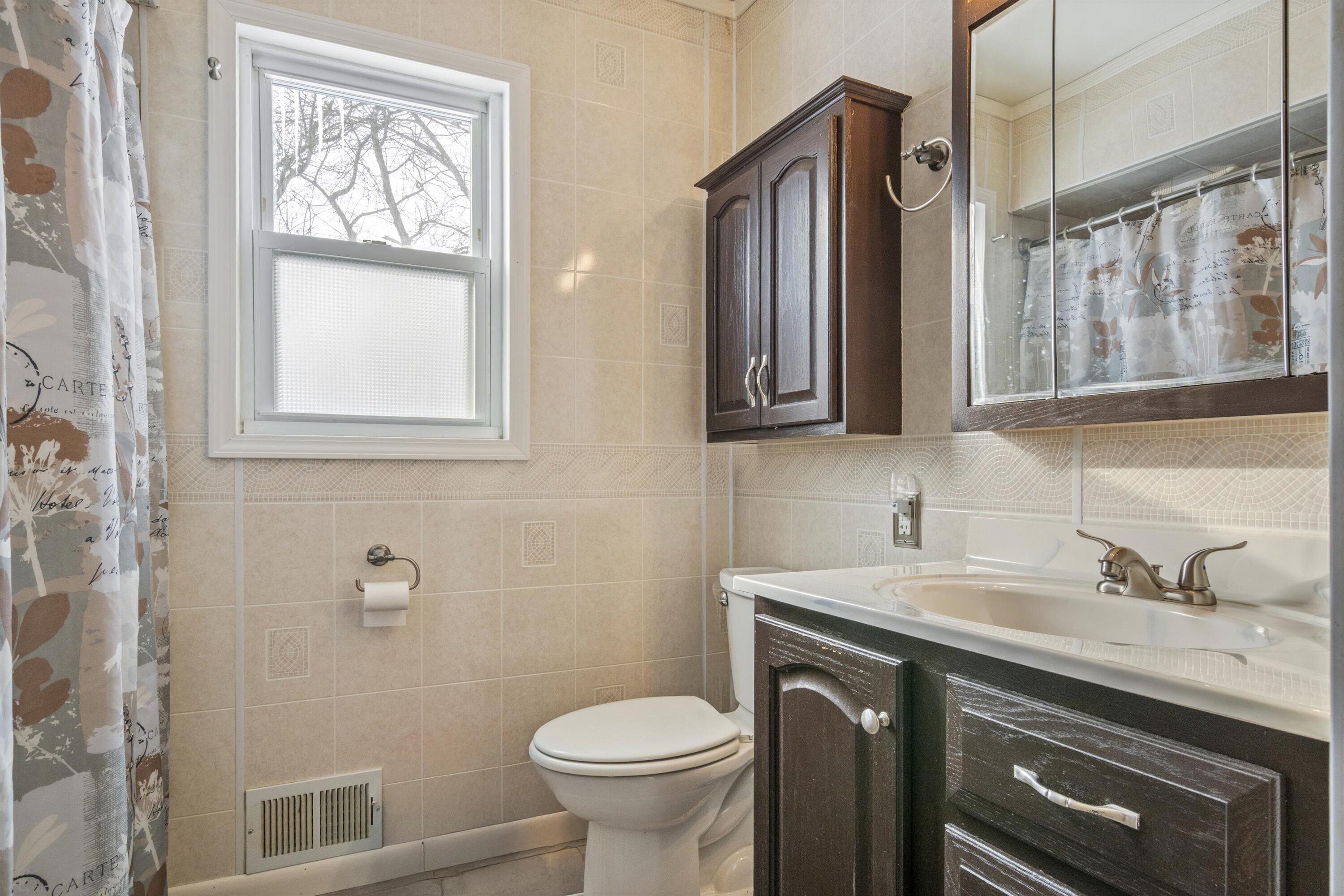 36915 Sibley Road New Boston, MI 48164 - Photo 23 of 47 26-DSC05168