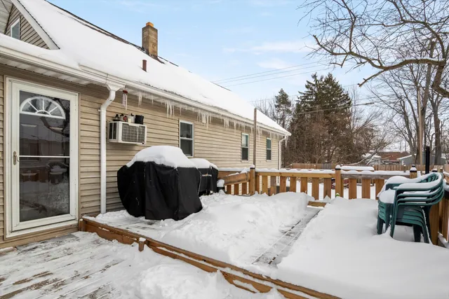 $240,000 | 36915 Sibley Road, New Boston, MI 48164