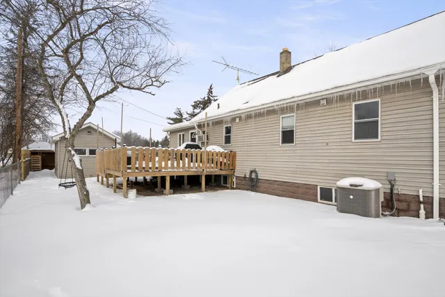$240,000 | 36915 Sibley Road, New Boston, MI 48164