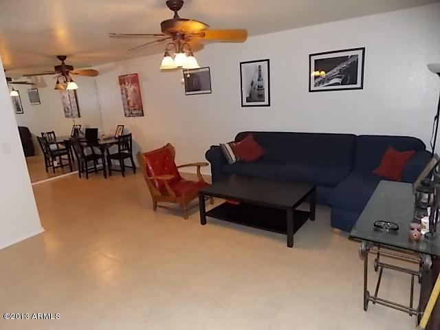 1340 North Recker Road, Unit 121 Mesa, AZ 85205 - Photo 7 of 15 Great Room 4